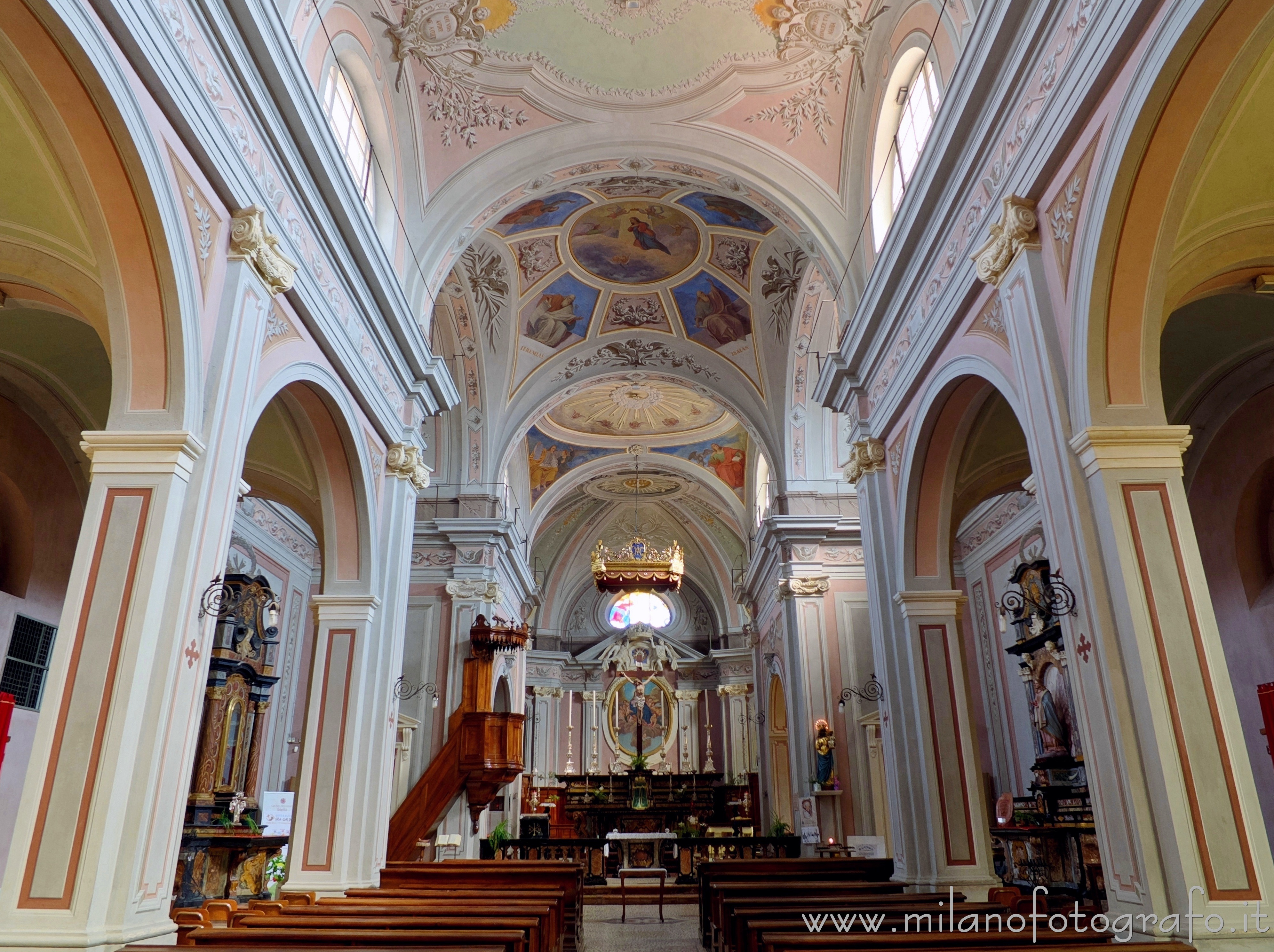 Netro (Biella) - Interno della Chiesa parrocchiale di Santa Maria Assunta - Foto a piena risoluzione